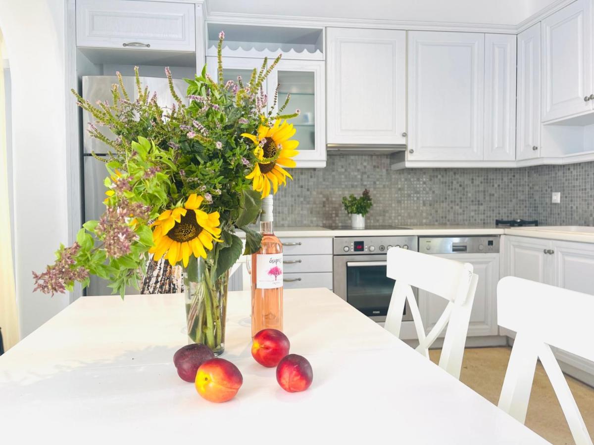 Aphrodite Sunshine Suite Mykonos Town Екстер'єр фото